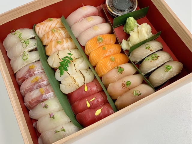 Nigiri Platter (30 pcs).